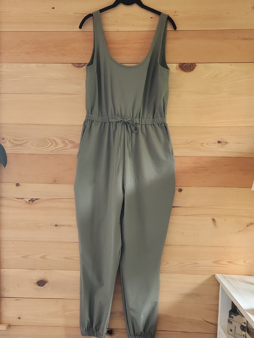 Abercrombie & Fitch Olive Green Sleeveless Cropped Jumpsuit